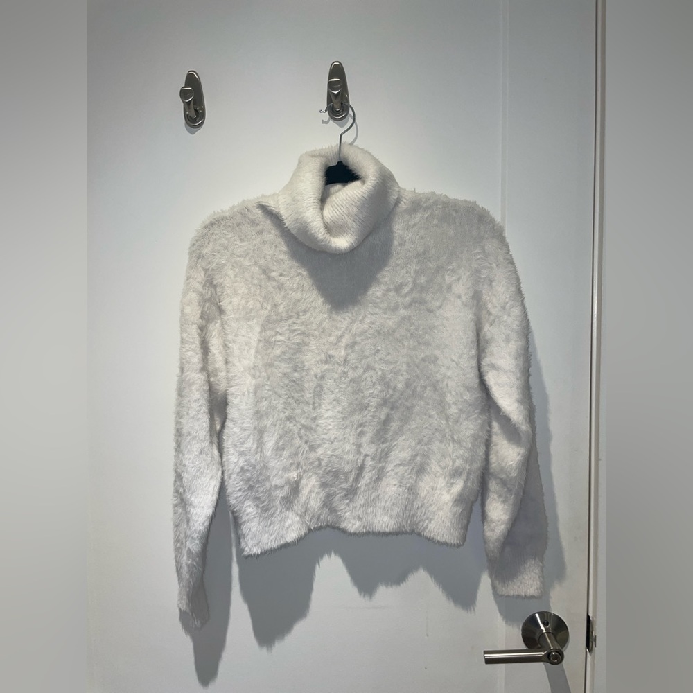 NWOT H&M White Faux Fur Sweater